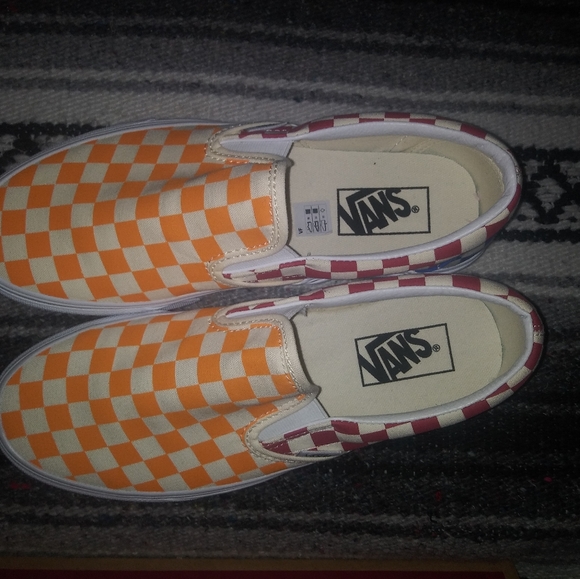 1 LEFT🆕Vans | Classic Slip-On Checkerboard Shoes Multi Color -Red Blue & Orange - Picture 10 of 12
